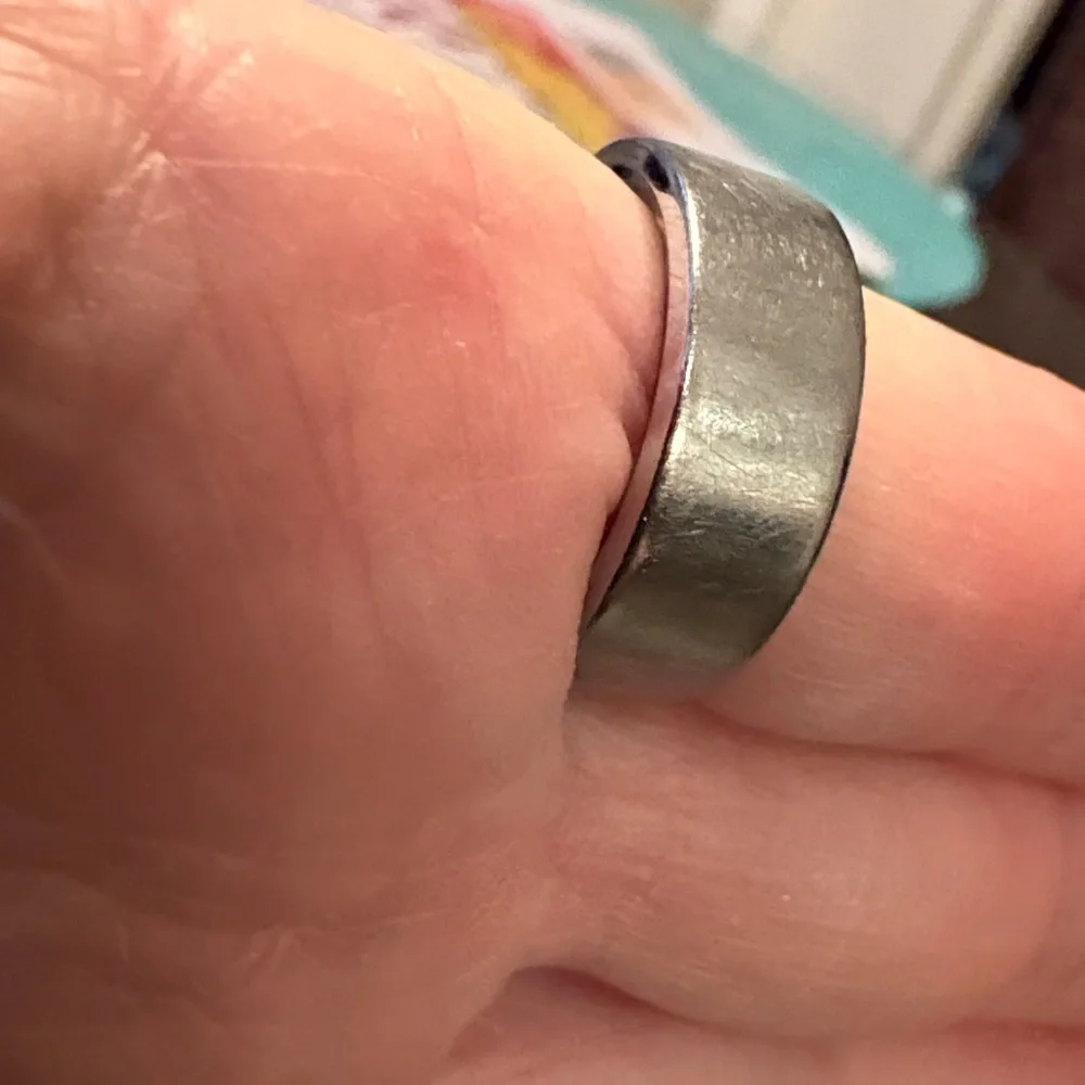 Oura Silver Wearable Ring
